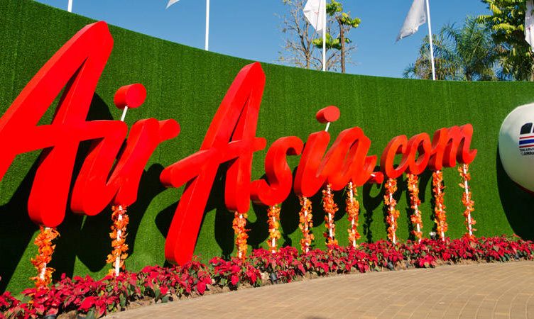 200,000 fans and more, AirAsia leads in social media