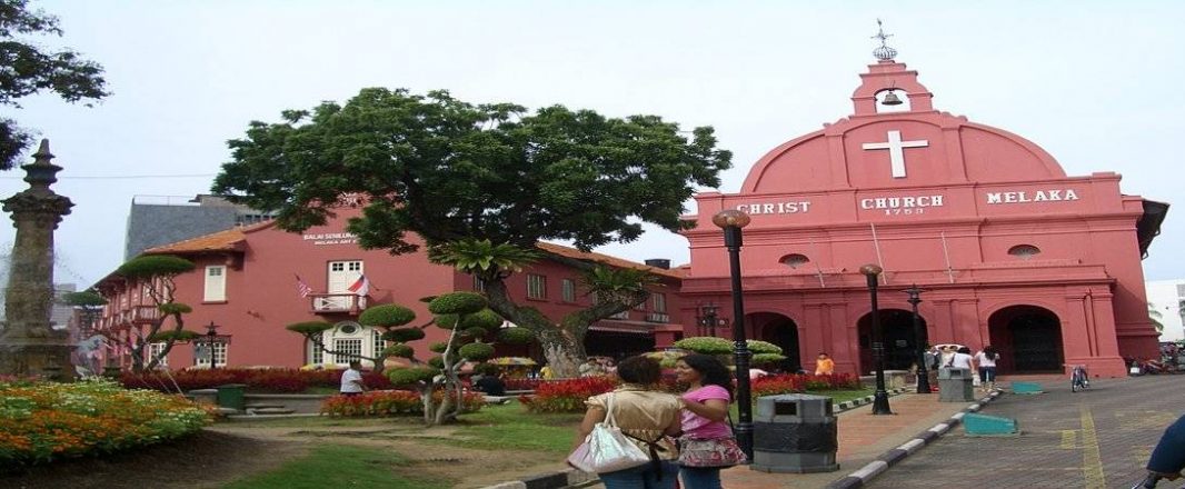 Melaka grows closer to Indonesia
