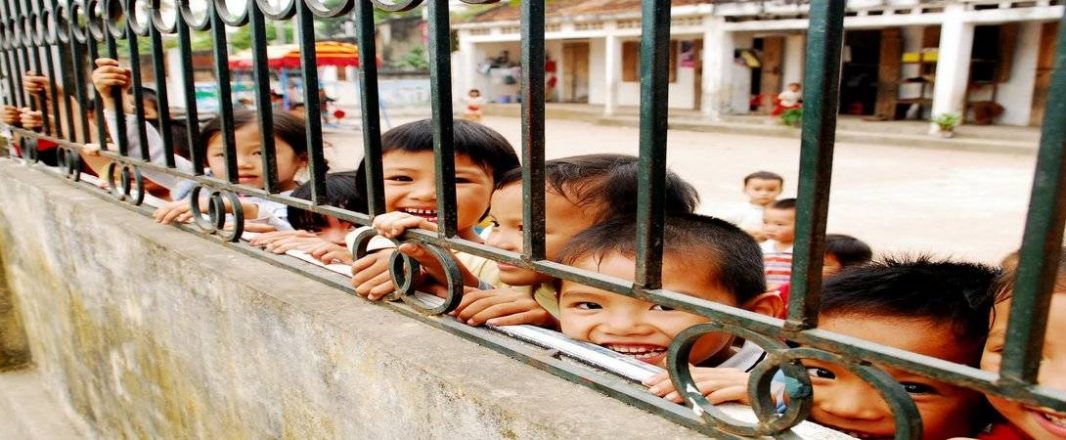 ITB Asia Stickman helps children smile again