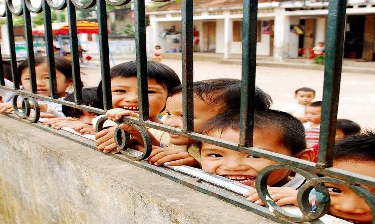 ITB Asia Stickman helps children smile again
