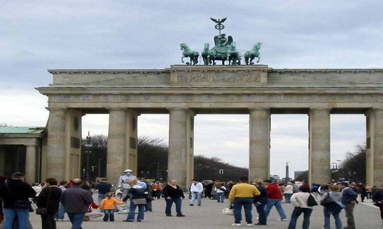 Berlin pops up as top choice in ZUJI’s post-NATAS Holidays 2012 poll