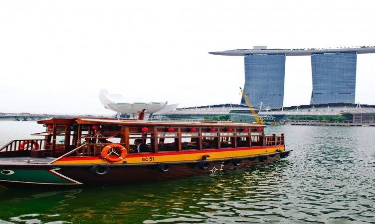 ComeSingapore, a “personal tour guide” app
