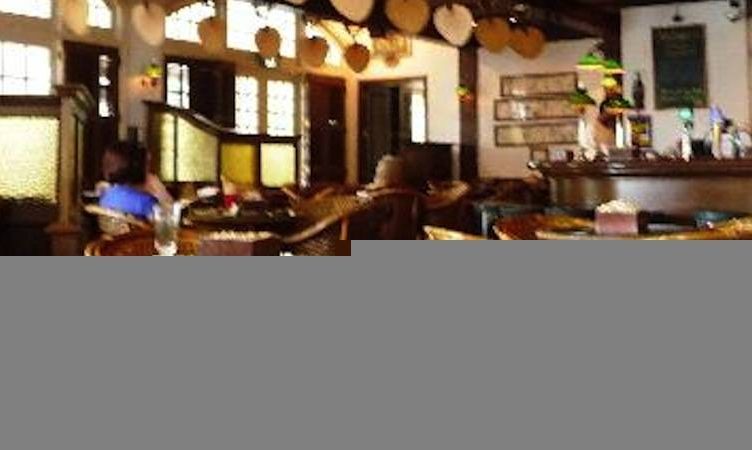 Raffles Singapore, The Upper House Hong Kong top hotels in TripAdvisor awards