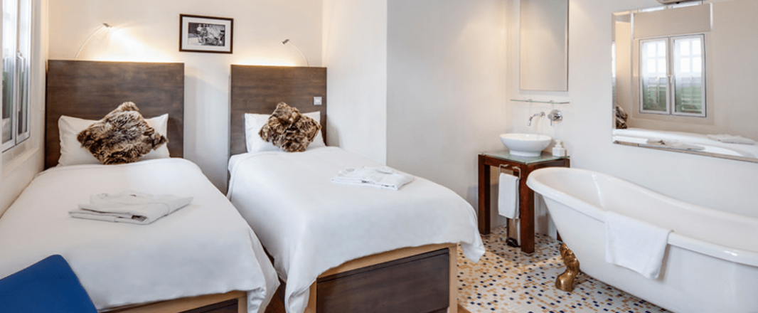 The Wrap: Hotel room items “hot” among travellers as souvenirs