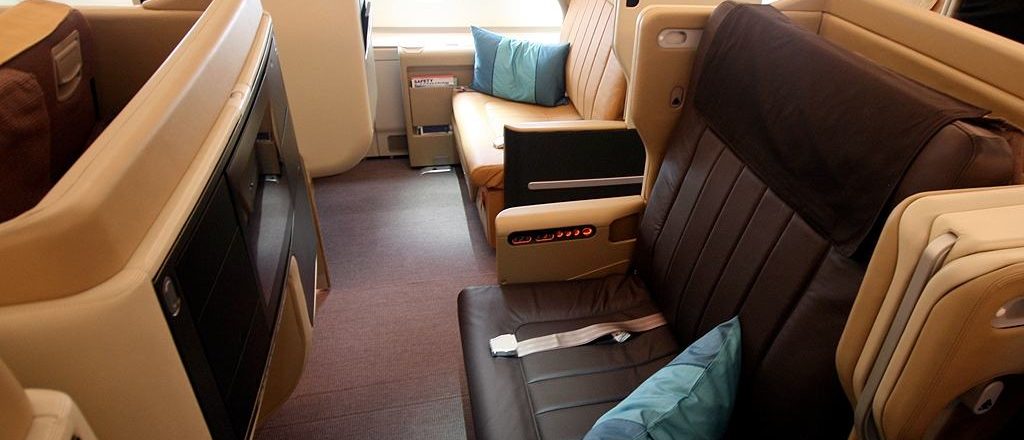 Letter from 30,000 feet: The difference between SIA and Emirates A380 Business Class experience