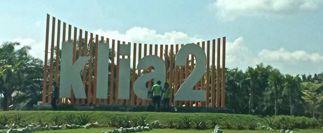 The Wrap: AirAsia ends impasse with airport operator, agrees to move to klia2