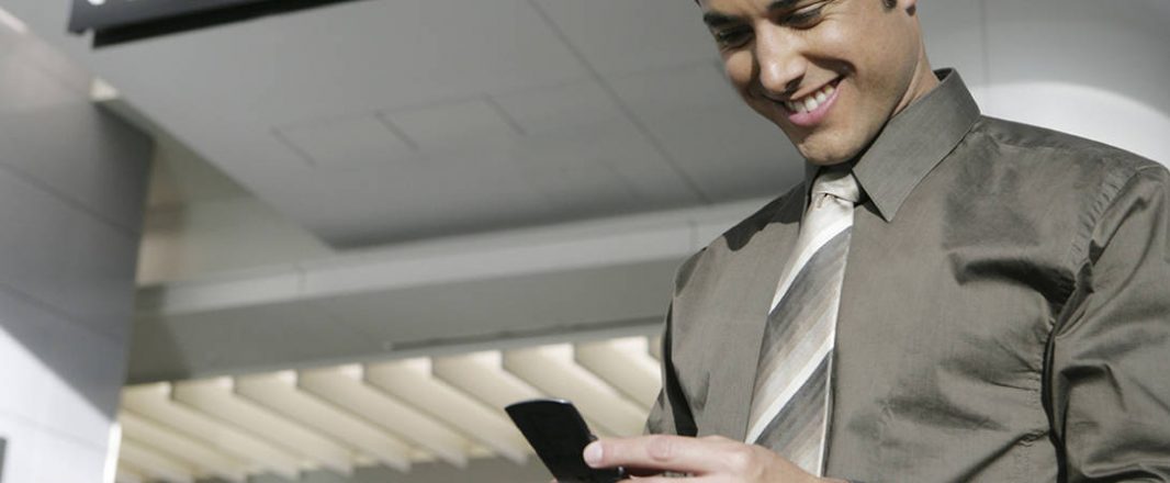 Airlines investing in smart technologies to ease pain of flight disruptions