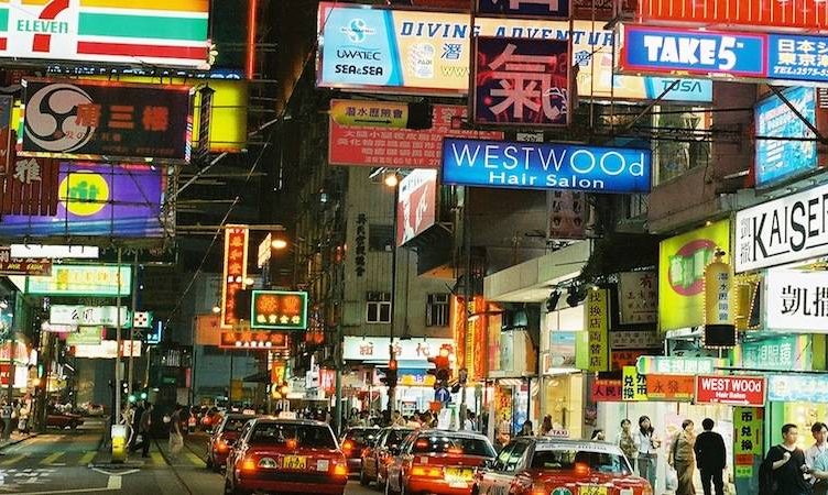 2 in 3 Hong Kong travellers use multi-devices to book flights