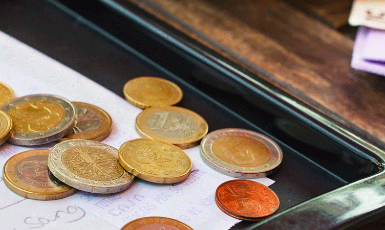 The Wrap: Wego’s 101 on tipping in foreign lands