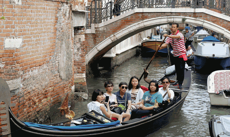 Chinese travellers spent US$229b in retail, says GfK study
