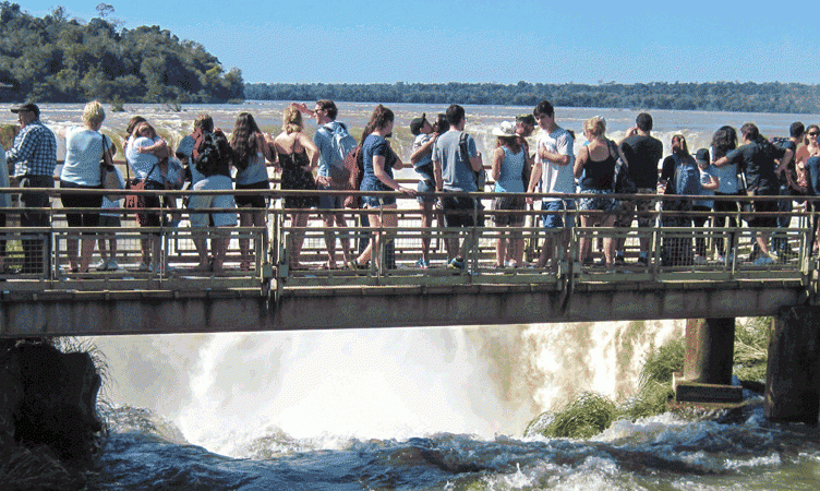 The Wrap: Good year for international tourism in 2015, record of 1.2b travellers