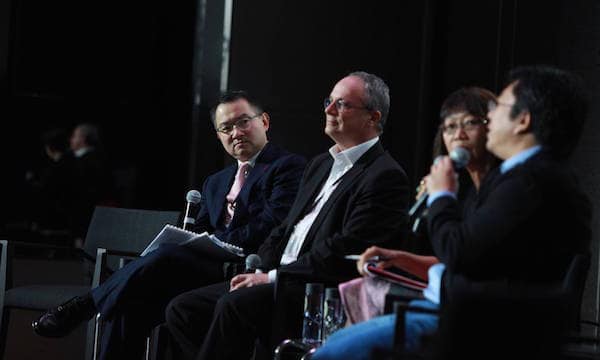 WIT's Yeoh Siew Hoon (2nd right) with the panel (L-R) Century City Holdings' Colman Ho, FASTBOOKING's Jean Luc Chretien, Booking.com's Oliver Hua
