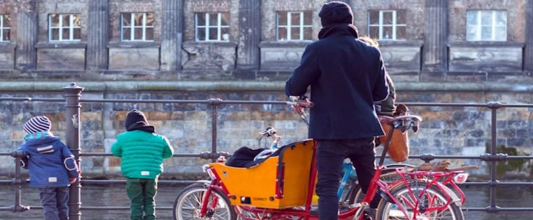 Booking.com pilots mobile-based in-destination experience