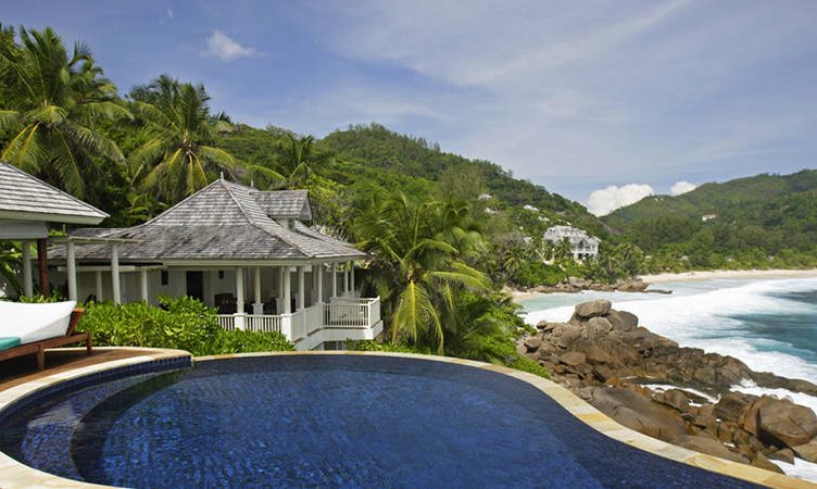 AccorHotels buys 5% stake in Banyan Tree for S$24m