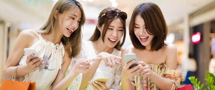 Chinese travelling more, spending more, favour mobile payments: Nielsen/Alipay report