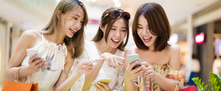 Chinese travelling more, spending more, favour mobile payments: Nielsen/Alipay report