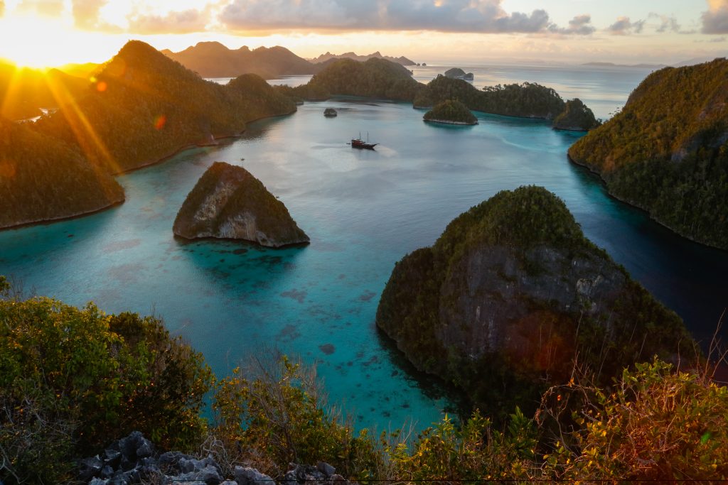 Raja Ampat | Wayag Lagoon | WiT