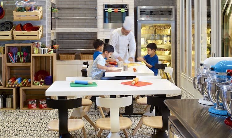 Klook enters strategic partnership with Shangri-La Hotels and Resorts