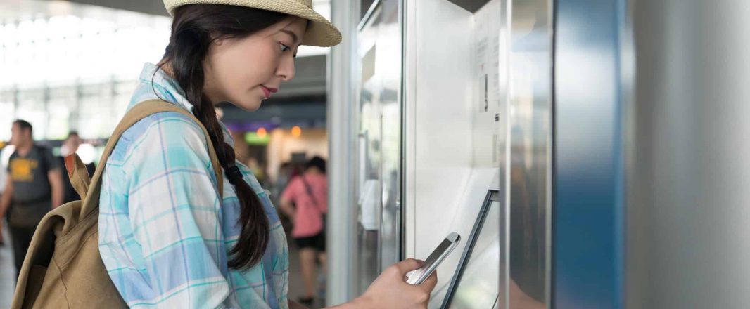 Lunar New Year sends Chinese tourists worldwide on spending spree; mobile payments experiencing “vigorous growth”