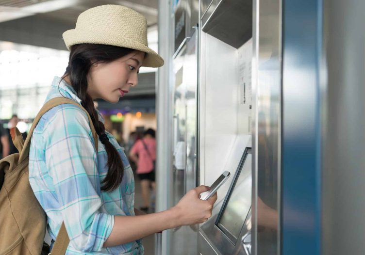Lunar New Year sends Chinese tourists worldwide on spending spree; mobile payments experiencing “vigorous growth”