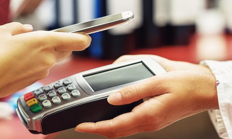 The smart money is banking on new ways to pay, hands down
