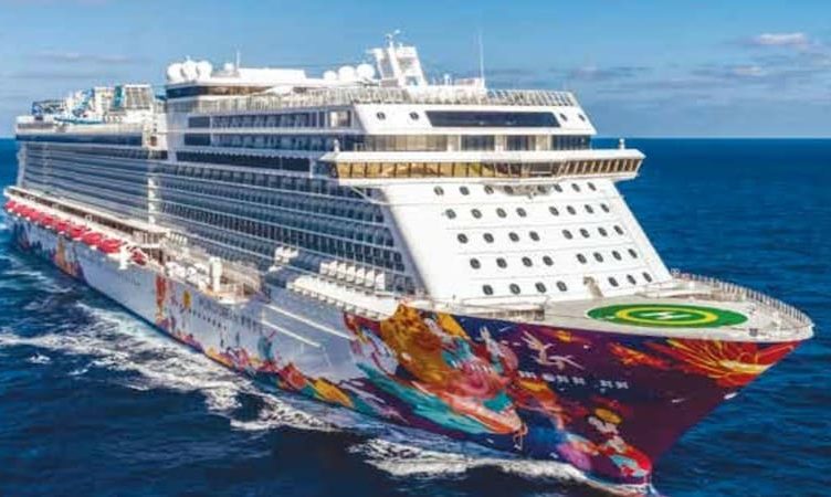 Singapore gives the go-ahead to two cruise lines to resume sailing