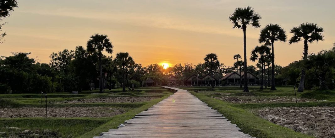 The stars align for Phum Baitang – first Jolie, then Aok Sokunkanha