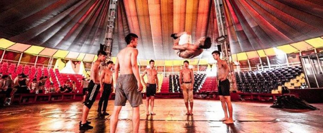 Phare Circus implements “breakthrough” payments solution; Dara Huot “still amazed by struggles to go online”